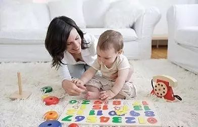 聪明宝宝都爱问“为什么”，优秀阿姨回答有窍门！