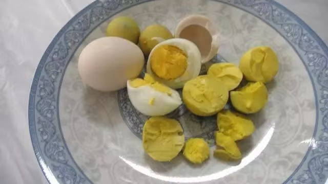 蛋黄油是个宝，掌握制作方法不可少！