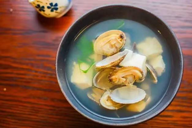 产后奶水不足是许多新妈妈面临的困扰？9道催乳月子餐请收好